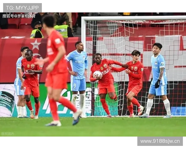 亚冠赛场激战正酣 北京国安惜败全北现代 上港轻松战胜泰国冠军 - 副本 (2) 亚冠赛场激战正酣 北京国安惜败全北现代 上港轻松战胜泰国冠军 - 副本 (2)